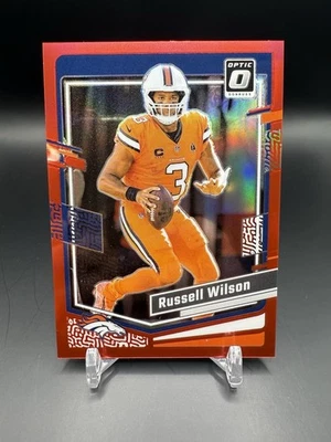 Panini Donruss Optic Russell Wilson Red Prizm SP/99 #57 Giants Seahawks 2023 Foto 1 de 2