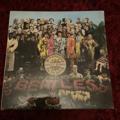 The Beatles – Sgt. Pepper’s Lonely Hearts Club Band Vinyl LP – YEX 637-1 / 638-2 - Image 1 of 4