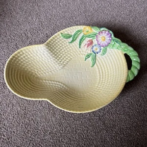 Carlton Ware Australian Design Yellow Flowers & Basket Weave Serving Bowl - Picture 1 of 5