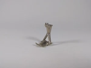 Original Vintage Bernina Old Style Nähfuß #7 Tailor Tack - Bild 1 von 12