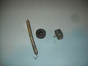 Pacchetti migliori, tiratore a nastro 100, molla di ritorno, guida e arresto maniglia, parte usata - Foto 1 di 3