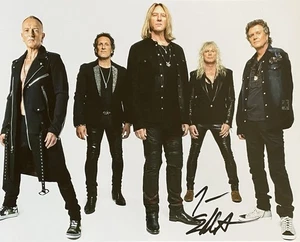 FOTO 8X10 FIRMADA AUTOGRAFIADA POR JOE ELLIOTT DEF LEPPARD - Imagen 1 de 1