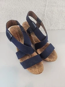 Sandalo donna Lucky Brand Marla Navy con cinturino incrociato e zeppa 8B - Foto 1 di 7