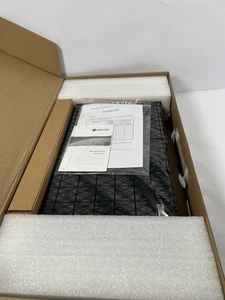 Conmutador PoE YuanLey 26 puertos 2.5G no administrado, 24 puertos PoE Base-T 2.5G - Imagen 1 de 12