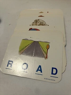 Boggle Junior, Replacement Cards Set Of 30 Parker Brothers, 1988 - Image 1 of 2