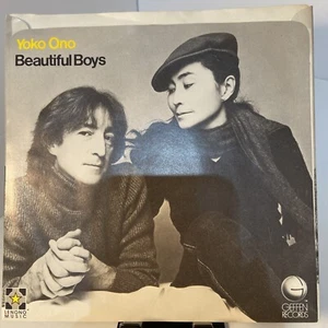 John Lennon Yoko Ono WOMAN / BEAUTIFUL BOYS US Geffen  7" Vinyl GEF 49644 - Bild 1 von 6