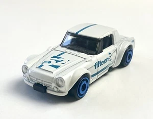 Hot Wheels Datsun Fairlady 2000 White 1:64 **LOOSE** - Picture 1 of 4