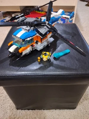 LEGO Creator 3 In 1 Twin Rotor Helicopter. 31096. 100% Complete No Box Or Manual - Image 1 of 4