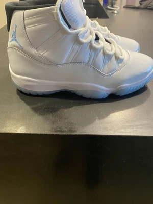 Talla 10 - Air Jordan 11 Retro 2024 Legend Azul / Columbia Foto 1 de 4