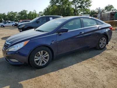 Used Washer Fluid Reservoir fits: 2013 Hyundai Sonata  Grade A - Image 1 of 4