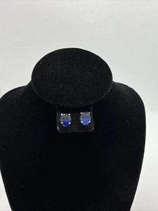 BEAUTIFUL 10K Yellow Gold 5.34CTW Created Blue Sapphire STUD Earrings 1.8gr. - Picture 1 of 12