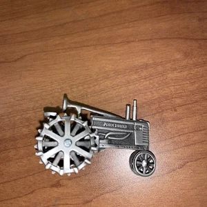 John Deere Model B 1:43 Speccast JDM-0002 - Picture 1 of 5