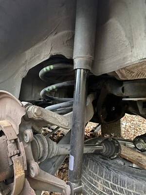 E46 BMW REAR LEFT KNUCKLE HUB BEARING SPINDLE ASSEMBLY OEM 330I 330CI ARM UPPER Foto 1 de 3