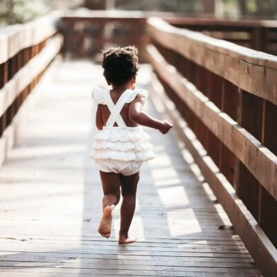 Nuevo con etiquetas Mameluco WDW Bien Vestido Lobo Simplemente Marfil Gracia Burbuja Talla 3 años Foto 1 de 4