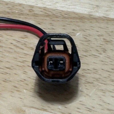 Brake Fluid Level Sensor Connector for 2010-2012 Elantra Touring SE - 2.0L - Изображение 1 из 4