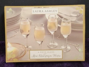Laura Ashley 4-piece Glass Mini Champagne Flutes - Imagen 1 de 7