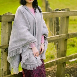 High Quality Natural Baby ALPACA Wool Cape Poncho Wrap Shawl Coat from Ecuador