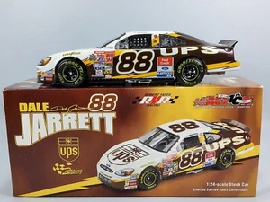 Dale Jarrett UPS 2002 NASCAR 1:24 Diecast Action RCCA - Picture 1 of 7