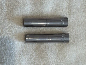 2 BOOTS NO7 STAY PERFECT LIPSTICKS. LOGANBERRY - Picture 1 of 2
