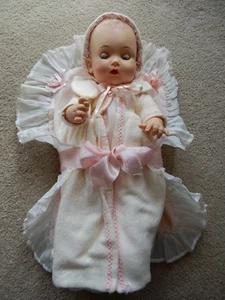 VINTAGE 1960'S EFFANBEE MY FAIR BABY DOLL 17 INCHES WITH ACCESSORIES - Picture 1 of 22