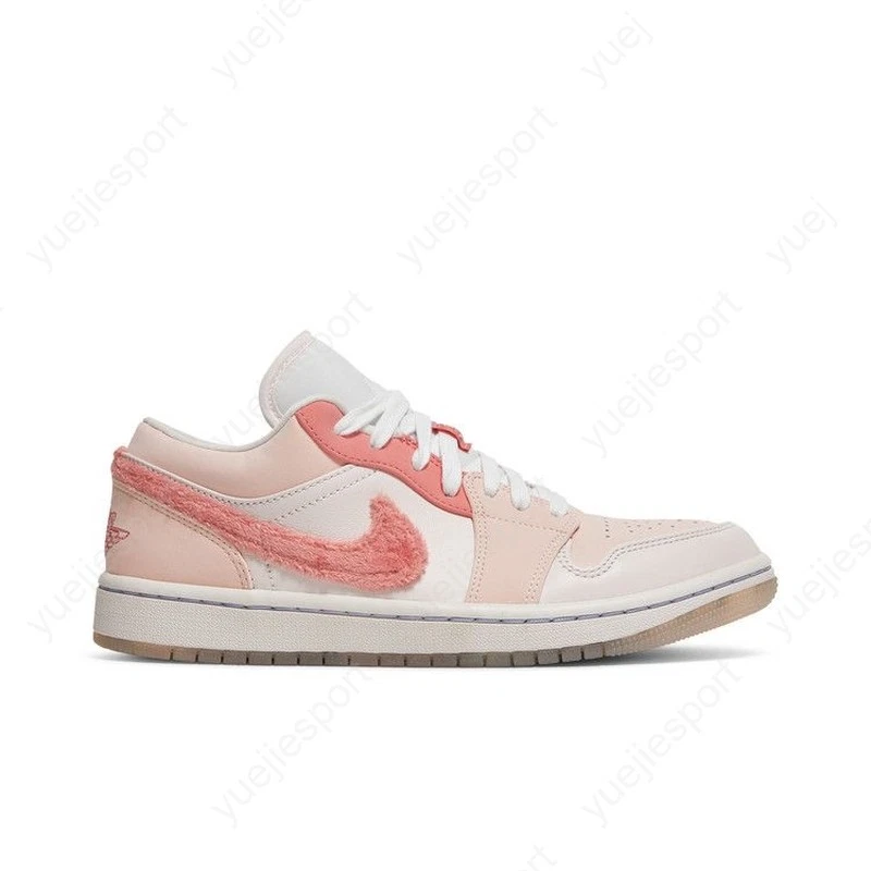Swooshers para mujer Air Jordan 1 Low Se Mighty DM5443-666 Foto 1 de 4