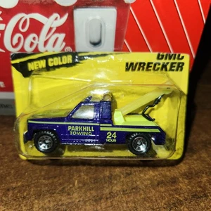 NEW Vintage Matchbox GMC Wrecker No. MB21 1:72 Scale Tow Truck Cut Card - Picture 1 of 4