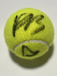 Pelota de tenis Penn firmada por Paula Badosa certificado de autenticidad JSA autografiada c - Imagen 1 de 3