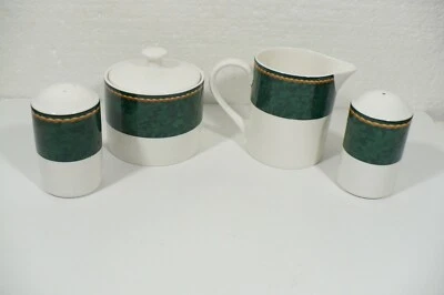 1 salero y pimentero Sakura Holiday Abundance - azucarero y crema  Foto 1 de 3