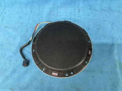 Altavoz subwoofer agitador audio puerta derecha o derecha Ford Mustang 2010-2014 AR3T18808AEW Foto 1 de 2