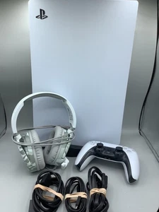 SONY PLAYSTATION 5 PS5 825GB MIT CONTROLLER UND TURTLE BEACH HEADSET GEBRAUCHT - Bild 1 von 4