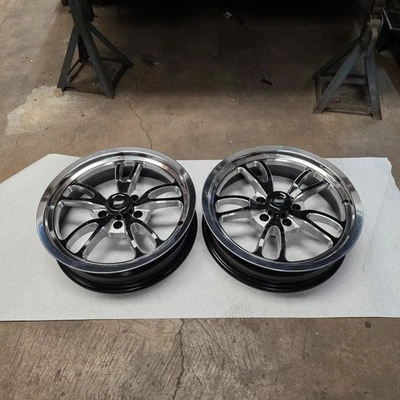 Summit Racing 17x4,5 Venom Negro Fresado Pulido Labio Llantas Par Drag Race Foto 1 de 4