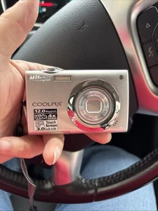 NIKON Coolpix S4000 Silver 12.0MP 4X Zoom Nikon Digital UNTESTED - Picture 1 of 8