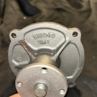 1960 - 1963 Pontiac Tempest 4 CYL 水泵 — 第 1/4 张图片