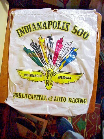 INDIANAPOLIS MOTOR SPEEDWAY INDY 500 Vintage Plastic GIFT SHOP BAG Cover