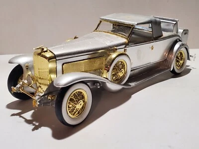 Monogram 1934 Duesenberg SJ Silver 1:24 Scale Plastic Model Kit Built Car 2314 - Image 1 of 4