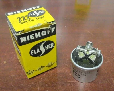 Niehoff NEW Turn Signal & Hazard Light 12 Volt 3-Terminal Flasher - Image 1 of 4
