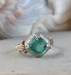 Antique Victorian 14k Yellow & White Gold Green Stone Ring Size 4 1.7 grams #342 - Picture 1 of 16