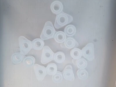 REPLAY REPLACEMENT SIPPY CUP VALVE SEAL set of 10 - Image 1 of 2