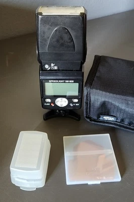 Nikon Speedlight SB-800 Shoe Mount Flash w/ Case, Stand, Defuser, Filter. - Image 1 of 4