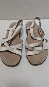Vintage Bass Sunjuns White leather flat Strappy sandals Women’s Sz 10W - Picture 1 of 9
