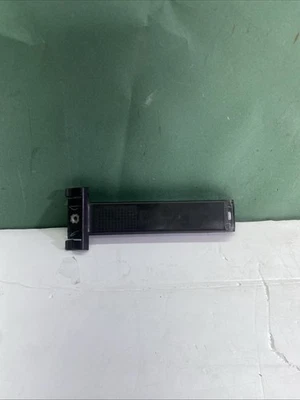 Parachoques trasero derecho Chevrolet Camaro 2016-2024 soporte de montaje OEM Foto 1 de 4