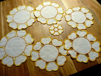 Linge ancien Lot de 10 Napperons Decoration de table  ( ref 16 ) - Photo 1/4