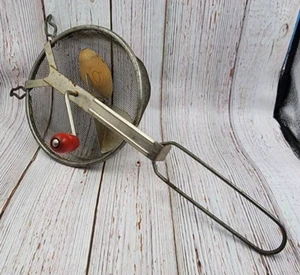 Vintage A & J Metal Flour Sifter with Red Handle Kitchen Gadget - Picture 1 of 3