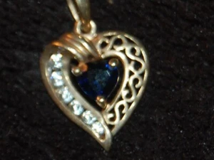 10K Gold HEART  Sapphire Pendant  18” 10k Chain Necklace Signed - Picture 1 of 3