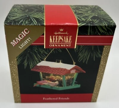 1992 Hallmark Keepsake Christmas Feathered Friends Magic Light Ornament QLX7091 - Image 1 of 4