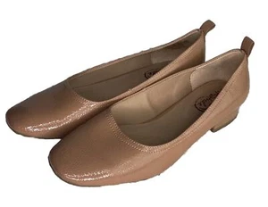 Life Stride Cameo Flat Desert Nude Tan slip On Women’s Dress Shoes Size 8M - Picture 1 of 9