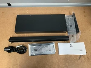 IBM 1735-2LX 2X16 Console Manager KVM Switch 16-Port 1HE Rack Mount 31R3136 - Bild 1 von 7