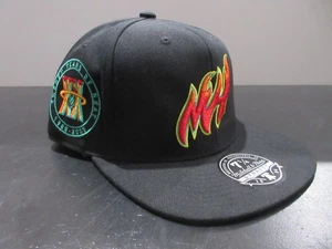 Miami Heat Mütze Kappe nicht verstellbar Herren 7 1/4 schwarz rot NBA Basketball Jubiläum Patch - Bild 1 von 9
