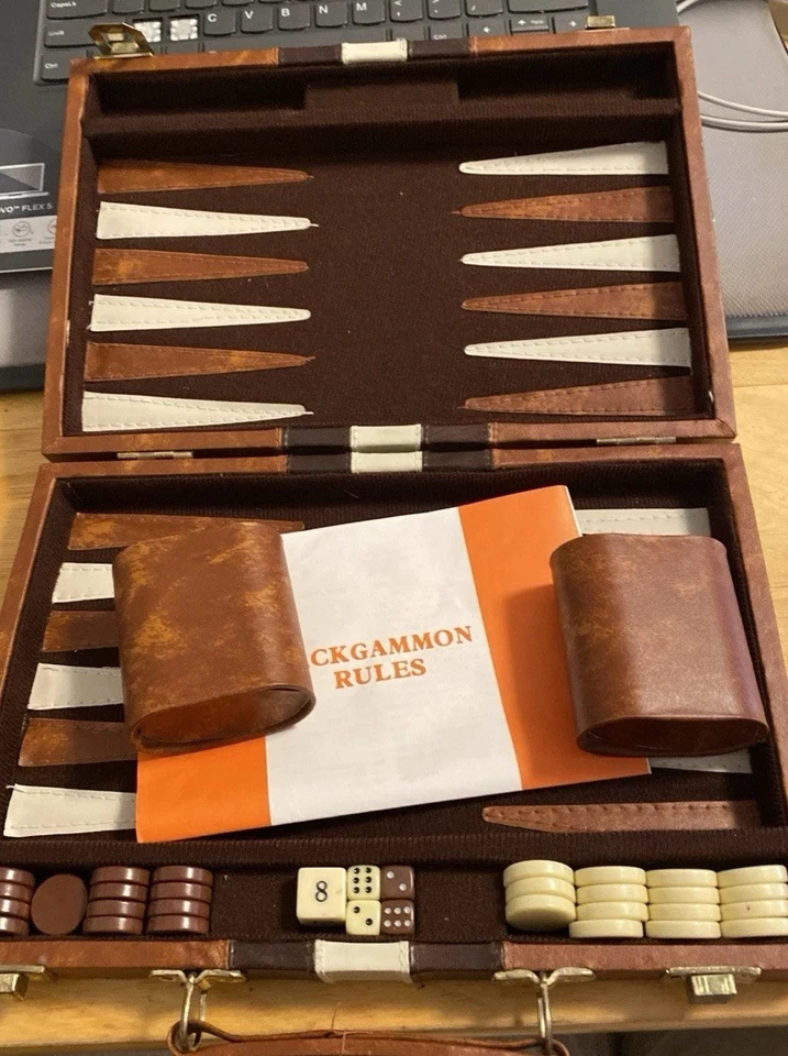 BACKGAMMON Travel set 11”x 7”x 2” Bakelite Chips (-1) Faux Leather Case & Manual - Image 1 of 4