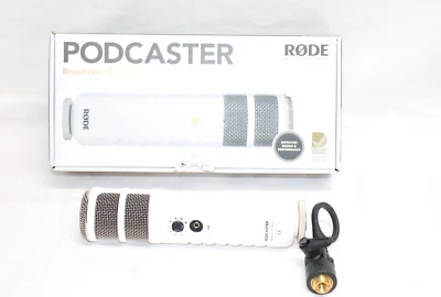 Rode Podcaster Large Diaphragm Dynamic USB Broadcast Microphone - Image 1 of 4